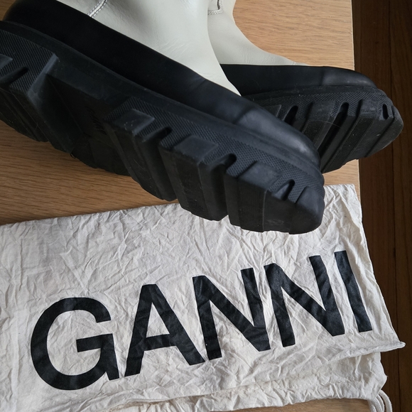 Ganni Shoes - Ganni Cream and Black Straps